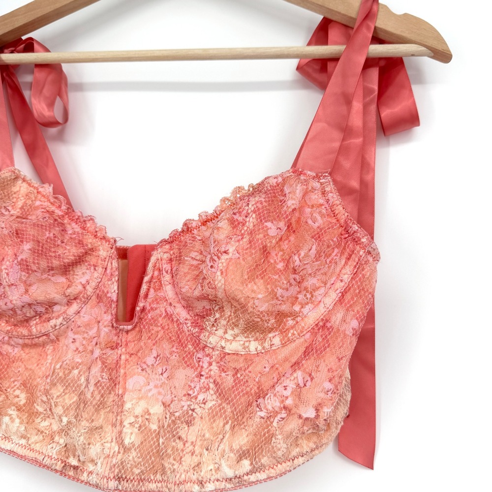 Out From Under Lace Bustier Corset Top Satin Ribbon Tie Straps Sz L Coquette - Picture 3 of 10